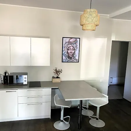 Aisa 39 I Free Parking Apartment