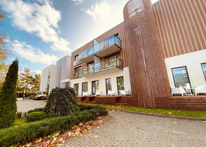 Beachside I Aisa 39 With Balcony & Free Parking * 페르누